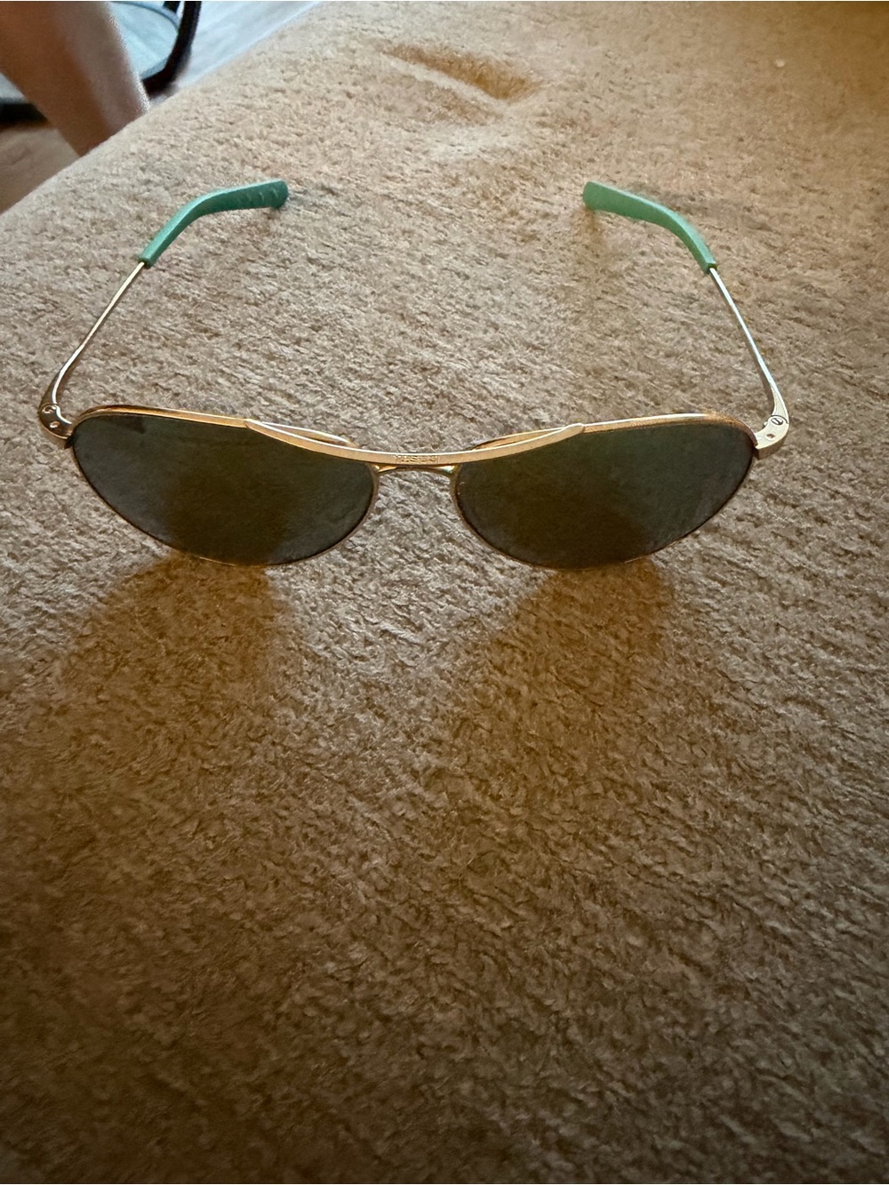 Costa Aviator Sunglasses with Green-Brown Gradient Lenses - Picture 8 of 9